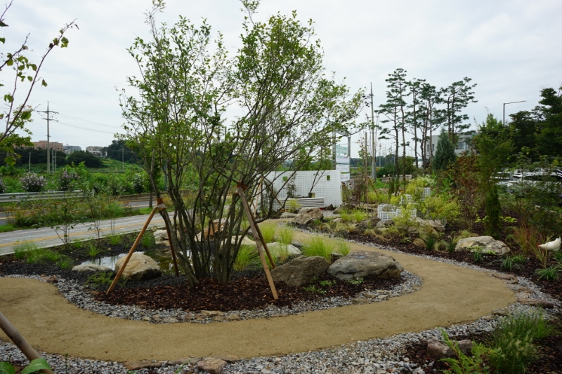 SOS : Save Our Stage